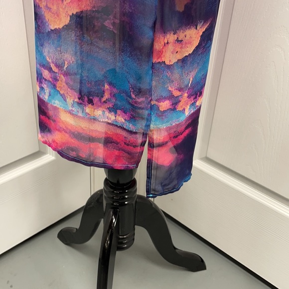 Bisou Bisou Sheer Tie Dye Beach Swimsuit Coverup NWT - Picture 4 of 6